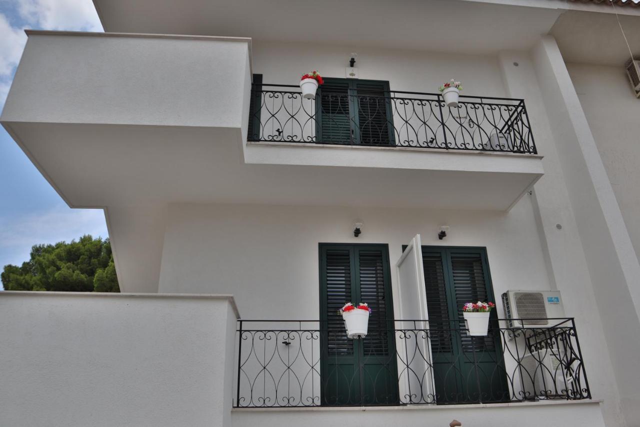 Fiore Di Loto Rooms Carini Exterior foto